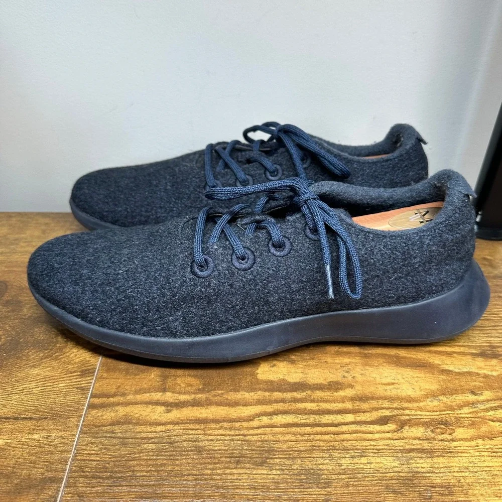 Allbirds Wool Runners Mens 11 Navy Blue Merino Wool Sneakers WR3MSVN110